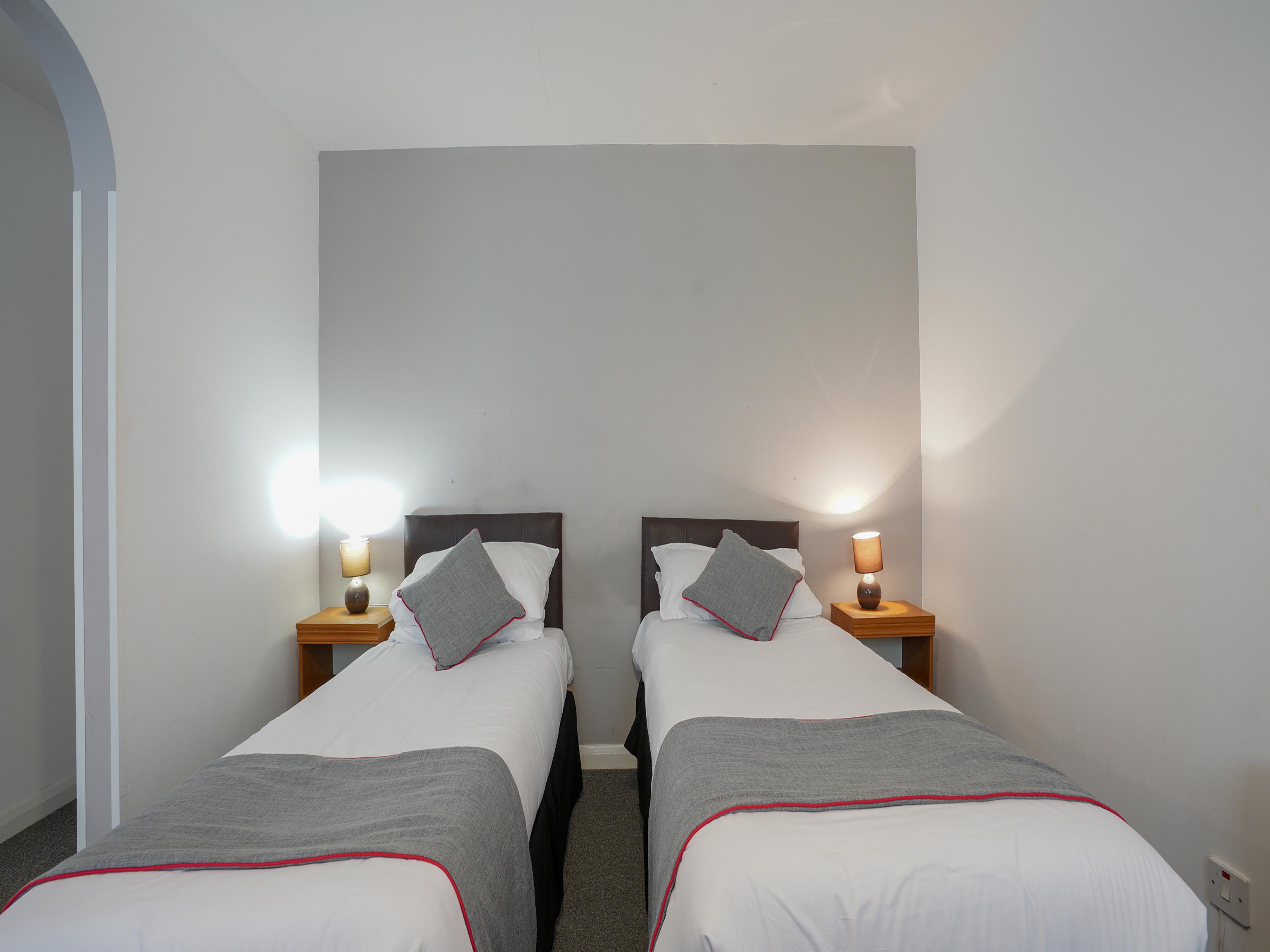 Oyo Shanklin Beach Hotel Buitenkant foto