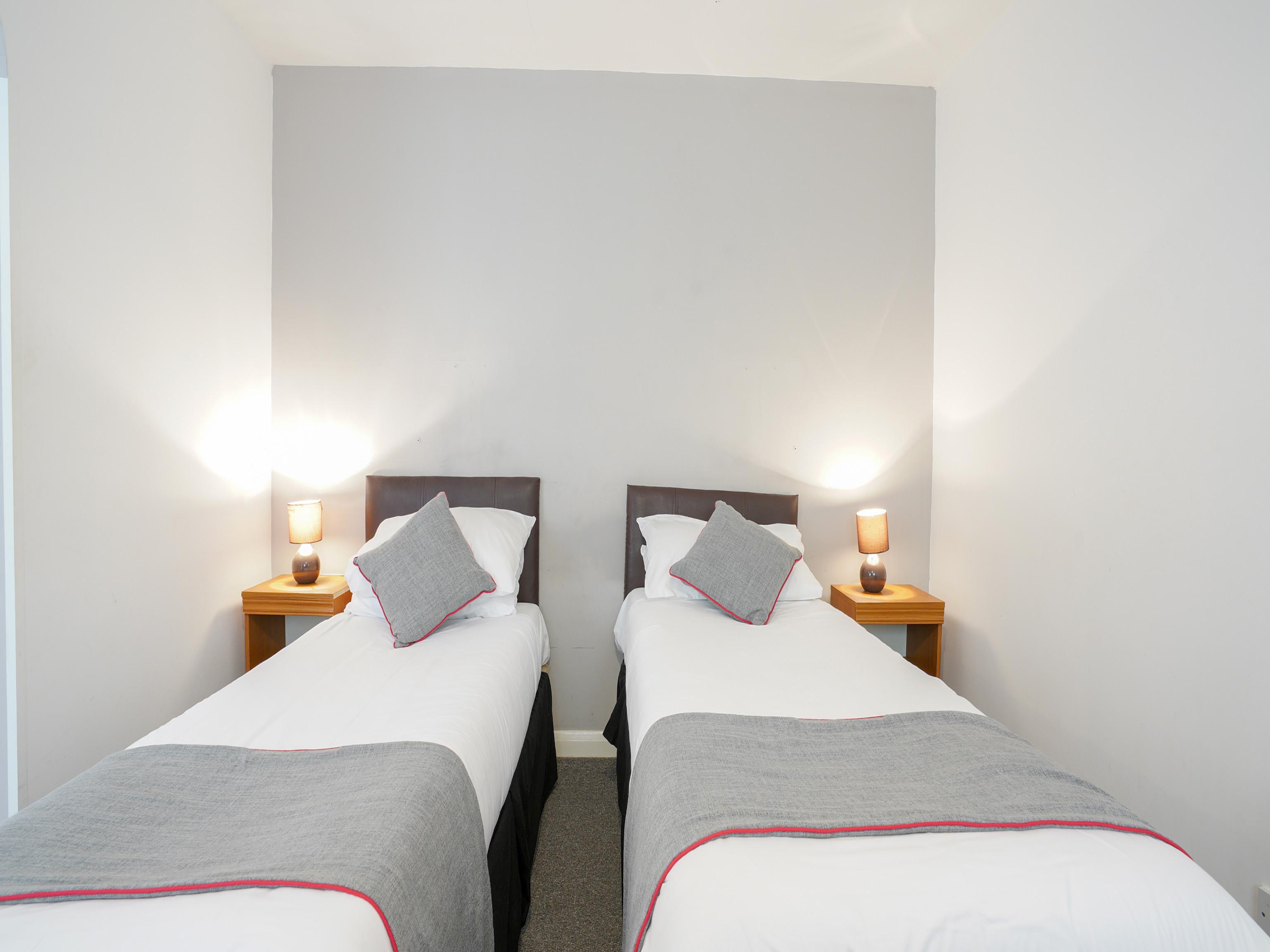 Oyo Shanklin Beach Hotel Buitenkant foto