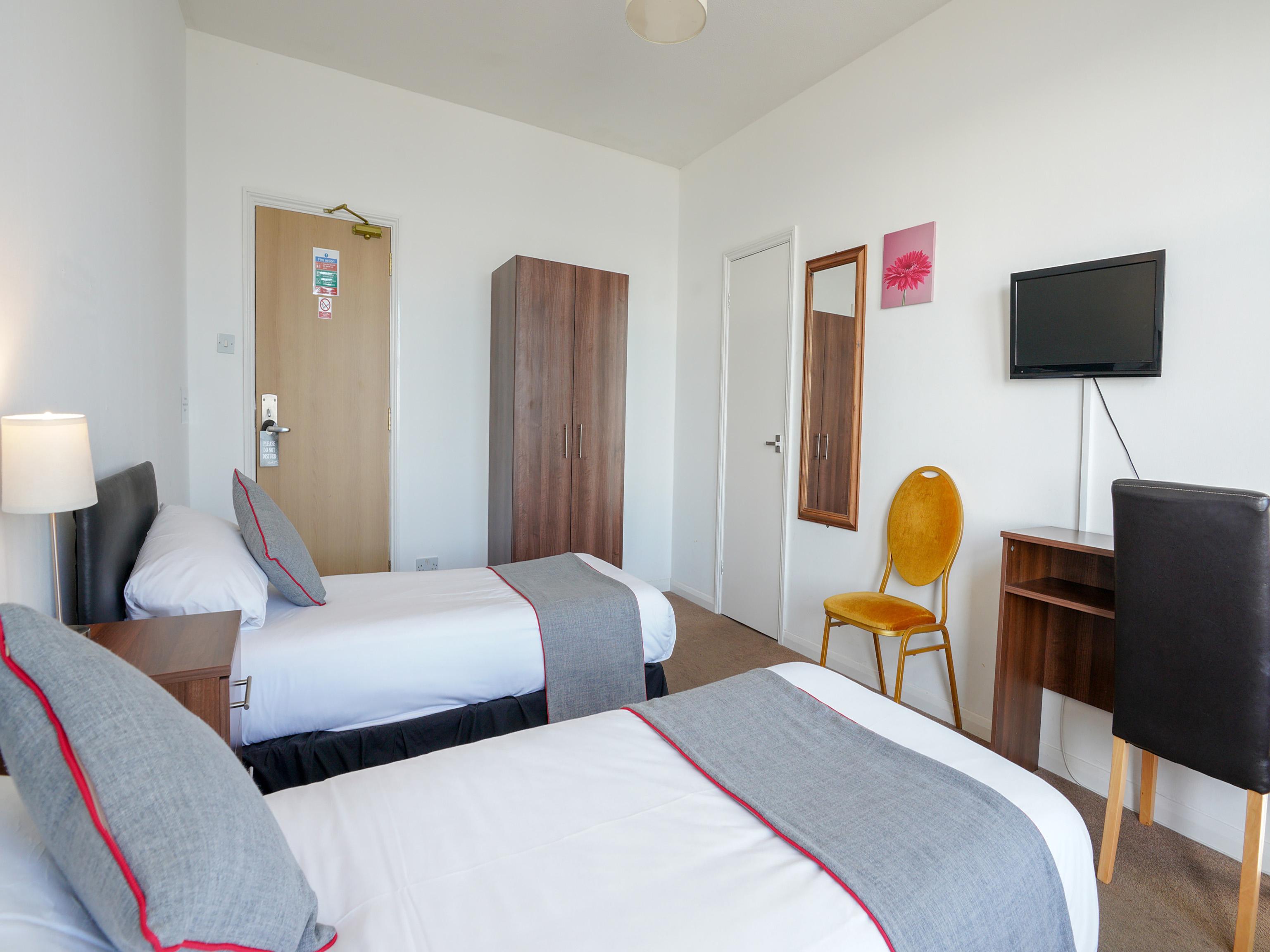 Oyo Shanklin Beach Hotel Buitenkant foto